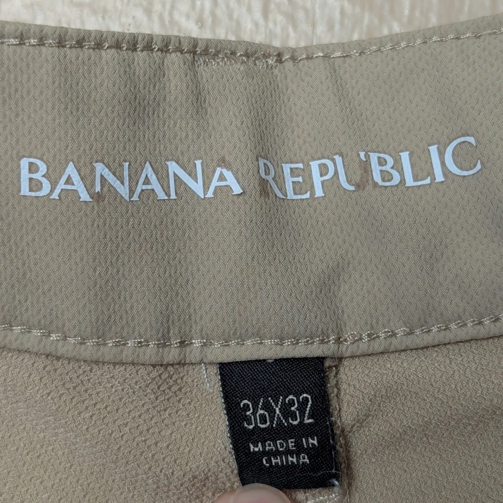 Banana Republic Chino Pants Mens 36x32 Khaki Trousers Straight Fit Casual Work